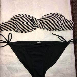 Black & white strapless bikini set